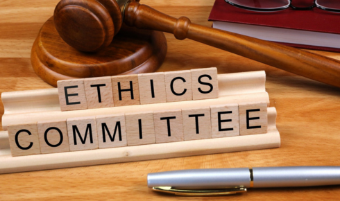 Clinical Trials: Consent aur Ethics Committees